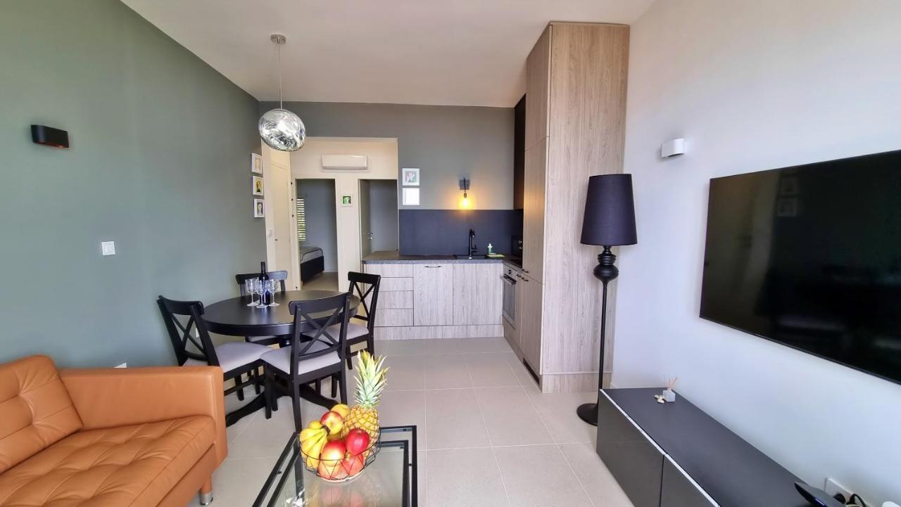 Apartment La Vie Omiš Esterno foto