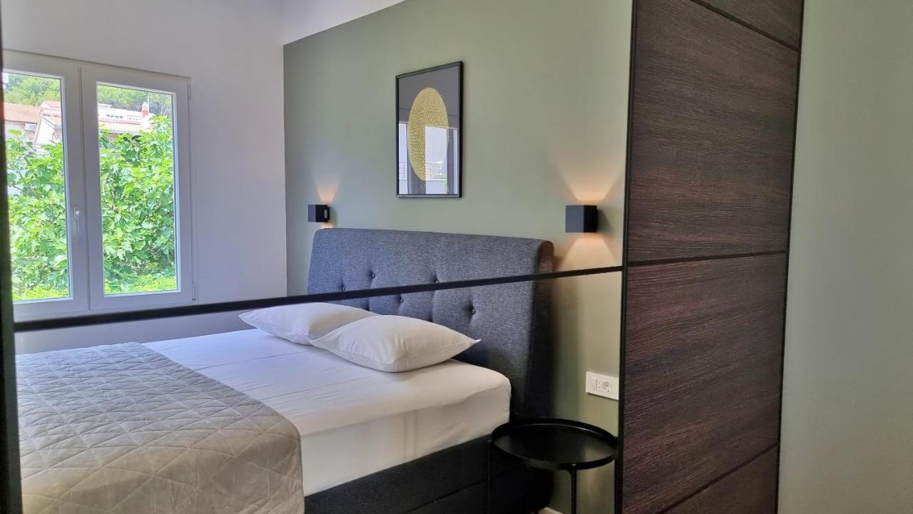 Apartment La Vie Omiš Esterno foto
