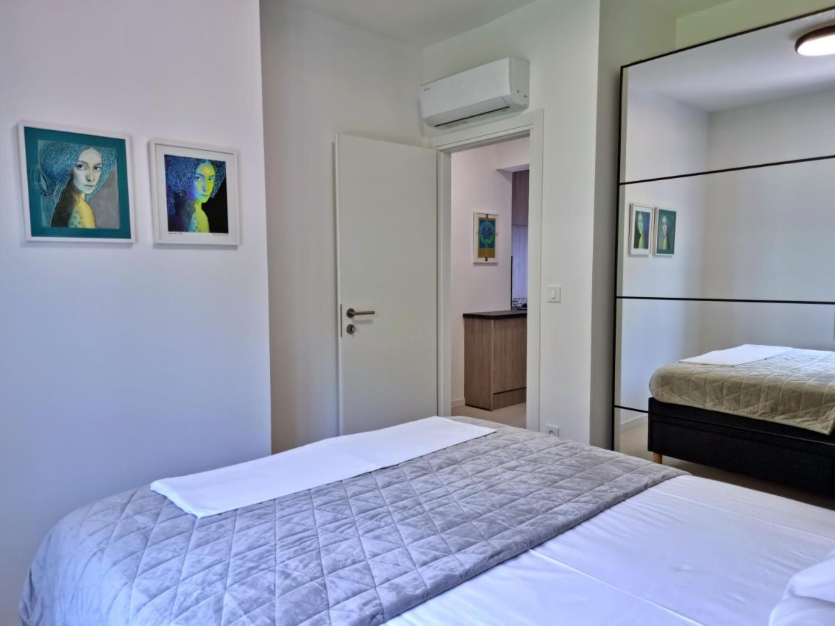 Apartment La Vie Omiš Esterno foto