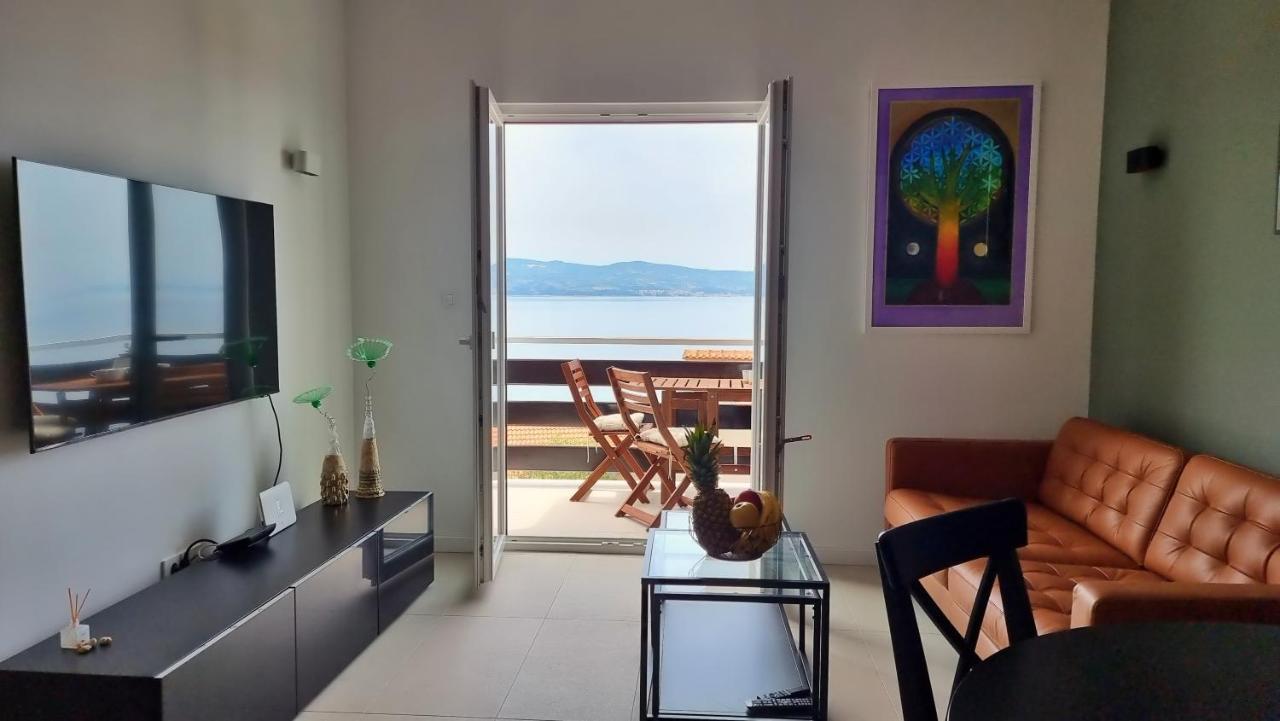 Apartment La Vie Omiš Esterno foto