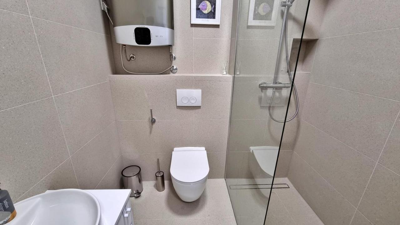 Apartment La Vie Omiš Esterno foto